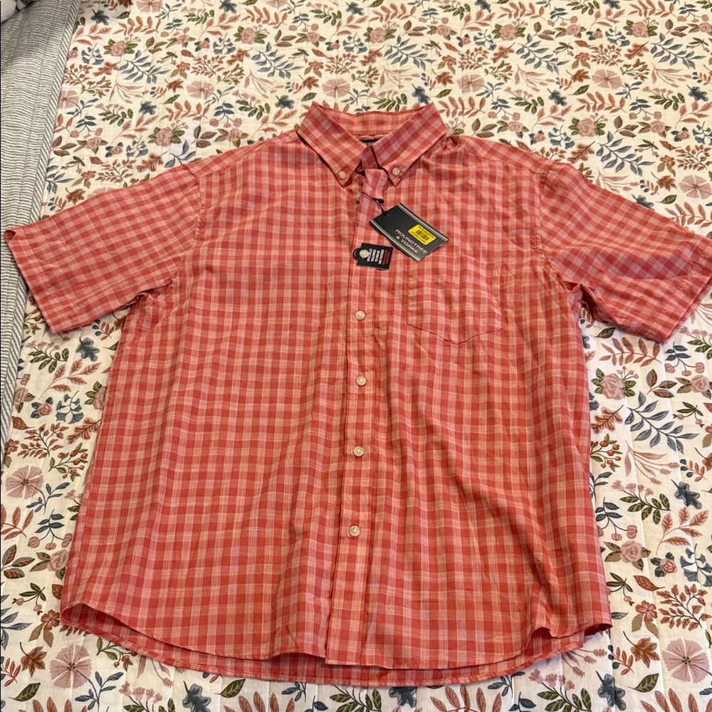 Roundtree & Yorke Red Plaid Short Sleeve Shirt
